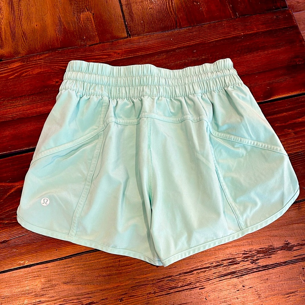 Lululemon Hotty Hots Size 8